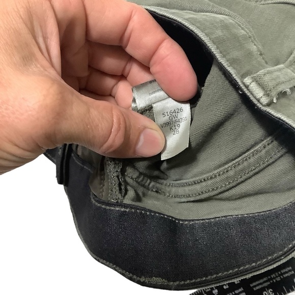 Lands’ End Jeans Sz 2 Green Slim Cut - Picture 4 of 8